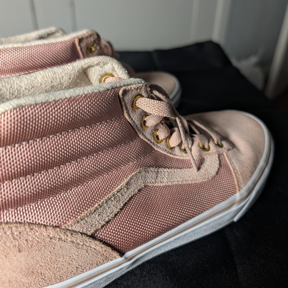 Vans Womens Dusty Rose Pink Gold High Tops Sneaker Shoes Casual Athletic Size 7 - Picture 3 of 8